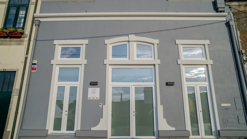 House in Vila Nova de Gaia - view 1