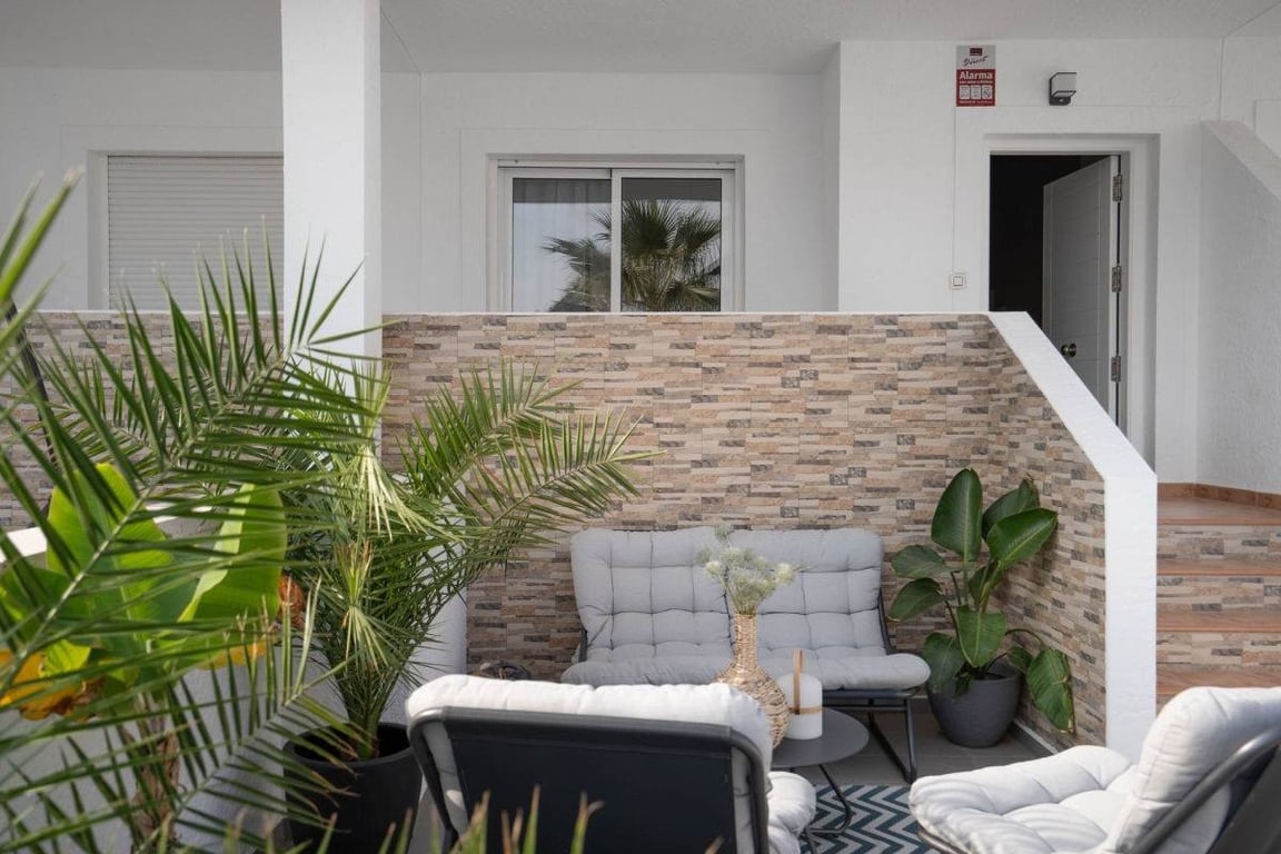 Apartment in Urbanizacion los Balcones - Image 3