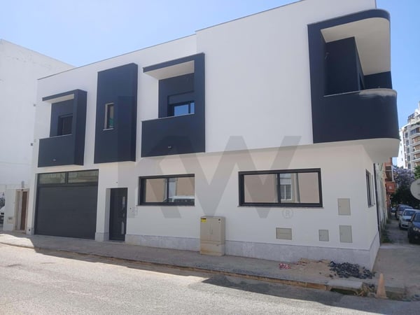 Villa in Faro - view 1