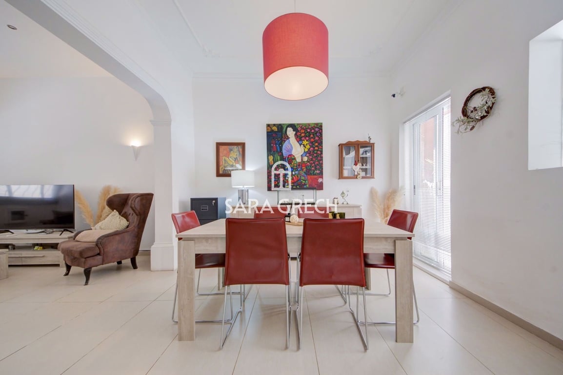 House in Tas-Sliema - Image 3