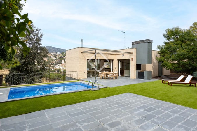 House in Calella de Palafrugell - view 1