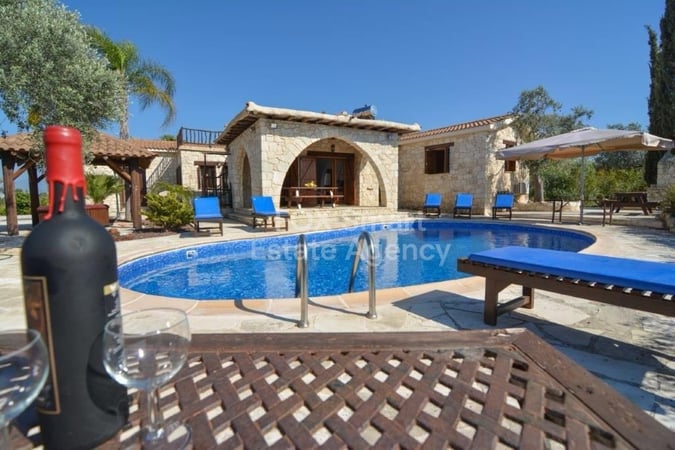 House in Lakki - view 1