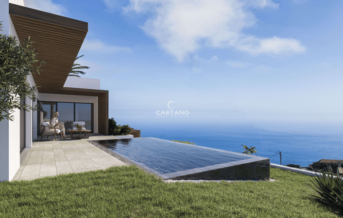 Villa in Prazeres - view 1