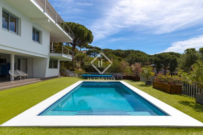 House in Cabrils - view 1