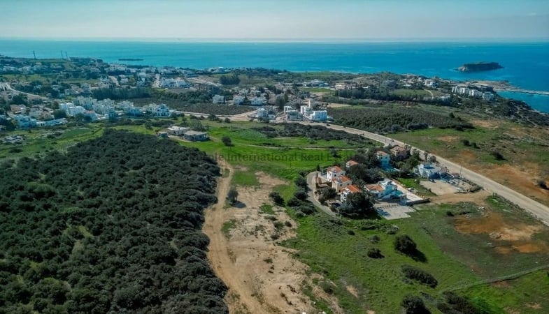 House in Pegeia - view 1