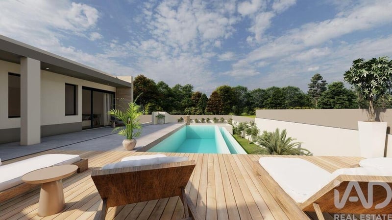 House in Almancil - view 1