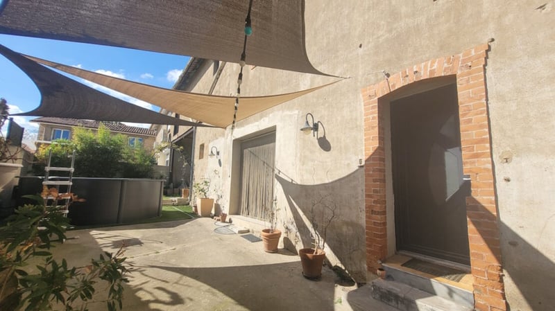 House in Autignac - view 1