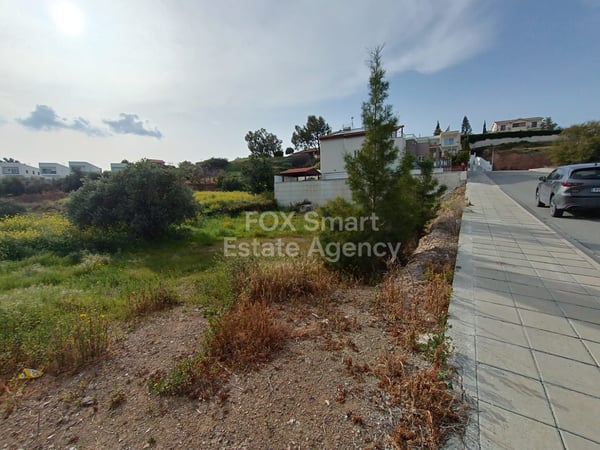 Land in Parekklisha - view 1