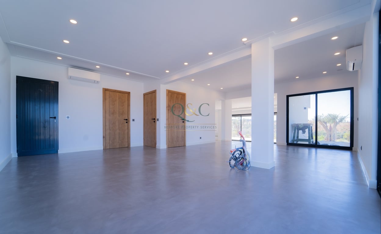 Villa in Quarteira - Image 5