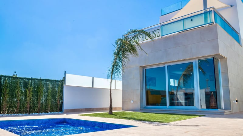 Villa in Los Alcazares - view 1