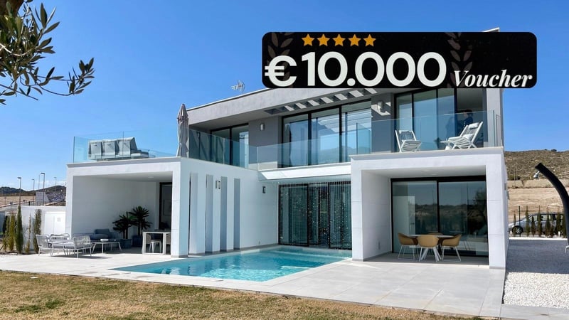 House in Los Brianes - view 1