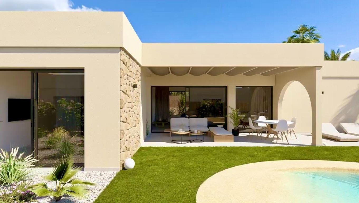 Villa in Los Brianes - Image 4