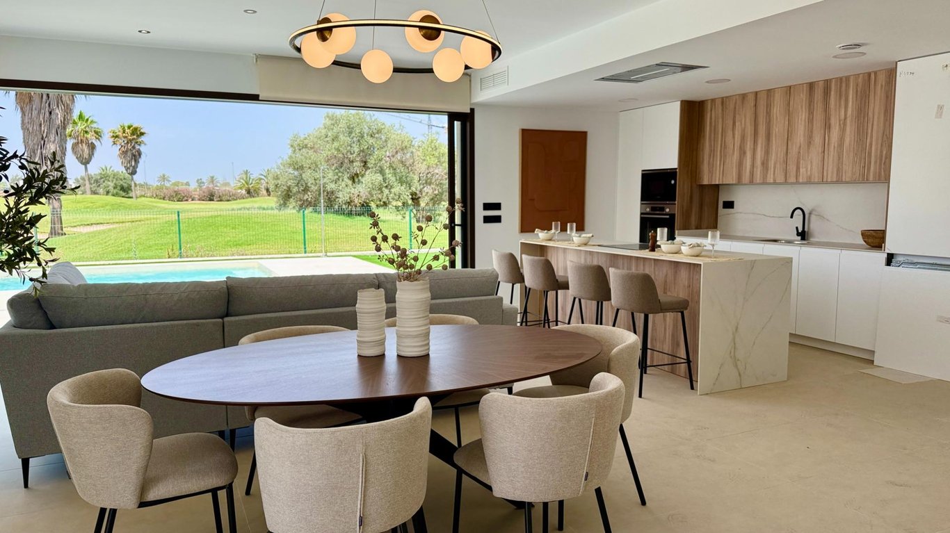 Villa in Los Alcazares - Image 3