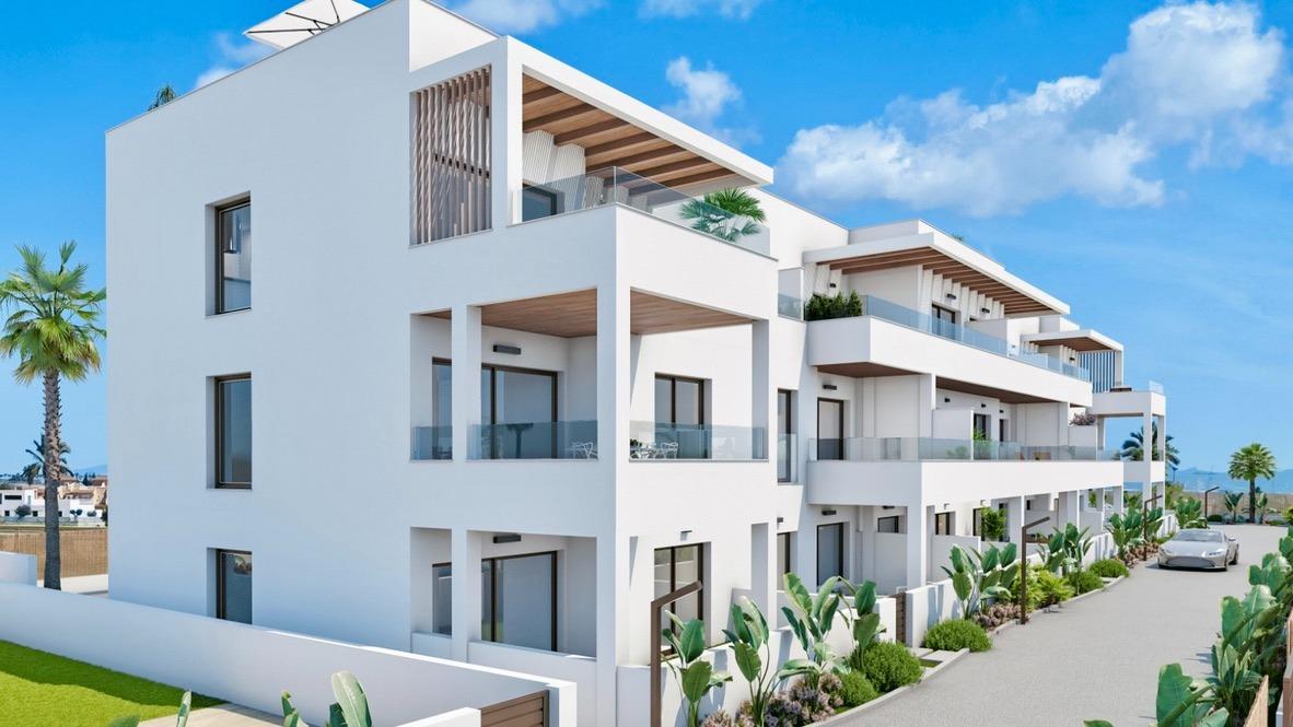 Apartment in Los Alcazares - Image 2