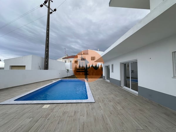 Villa in Castro Marim - view 1