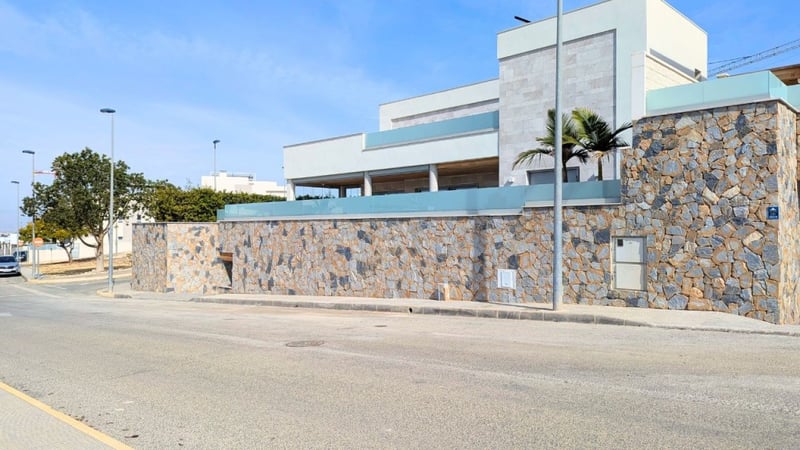 House in Benijofar - view 1