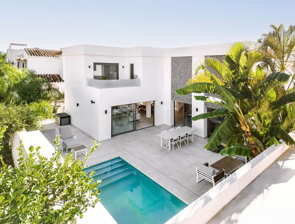 Villa in Malaga - view 1