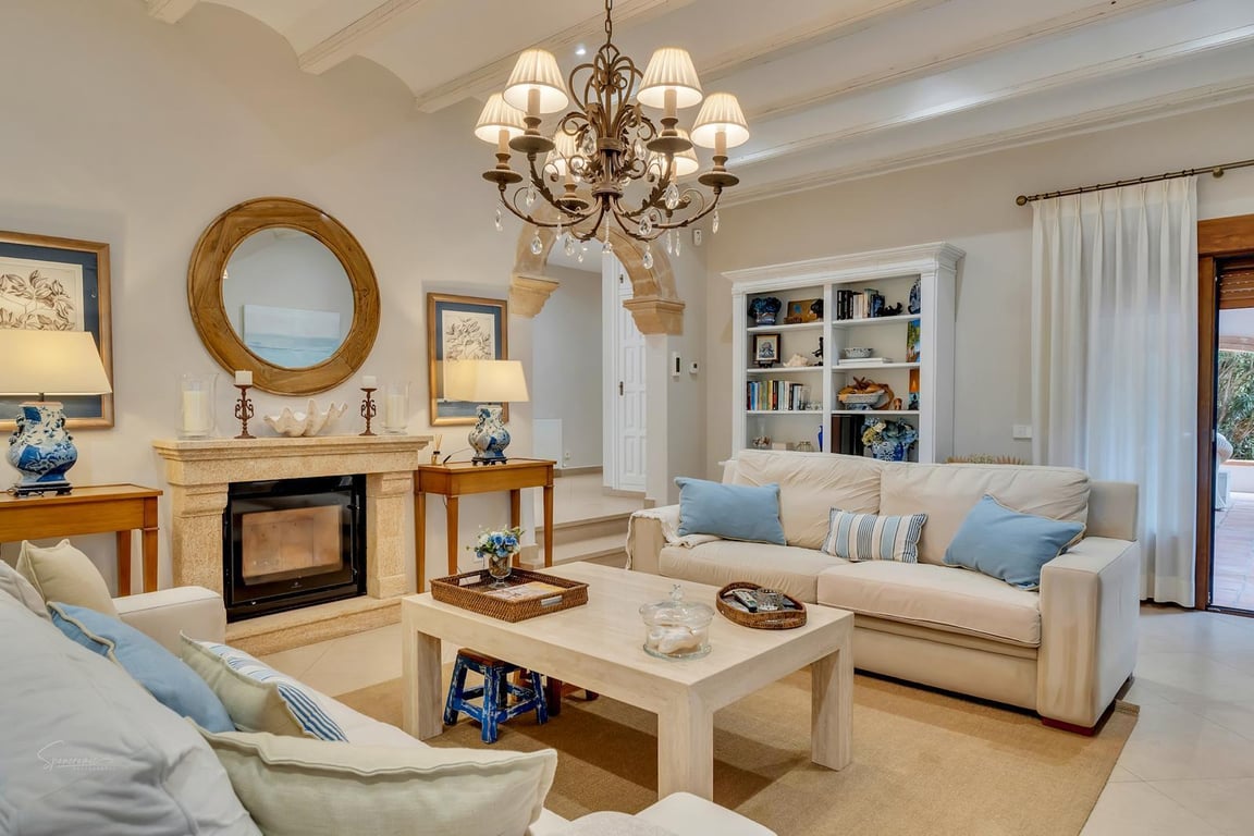 House in Denia - Image 3