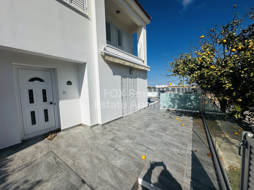 House in Livadia - Image 2