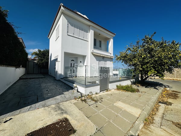 House in Livadia - view 1