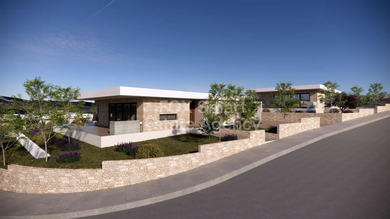 House in Tala - view 1