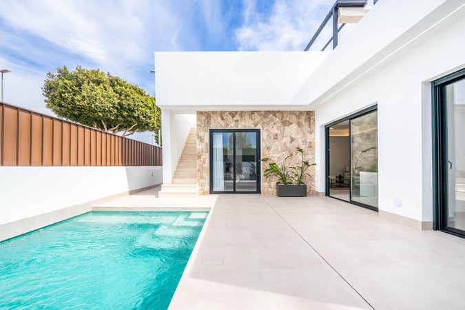 House in Roldan - view 1