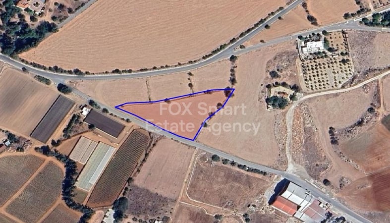 Land in Anarita - view 1