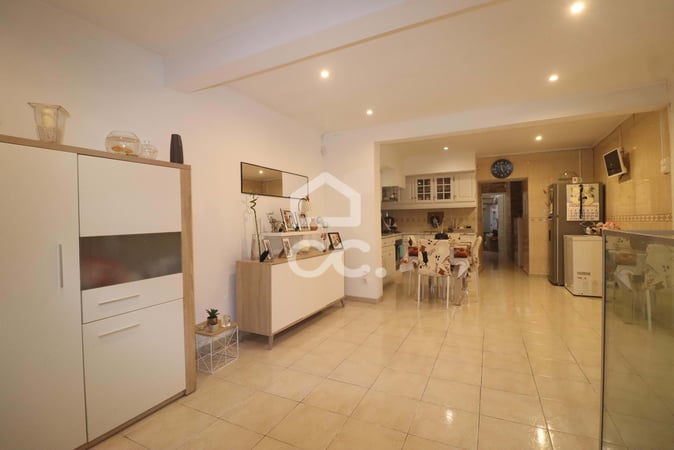 Villa in Capelas - view 1