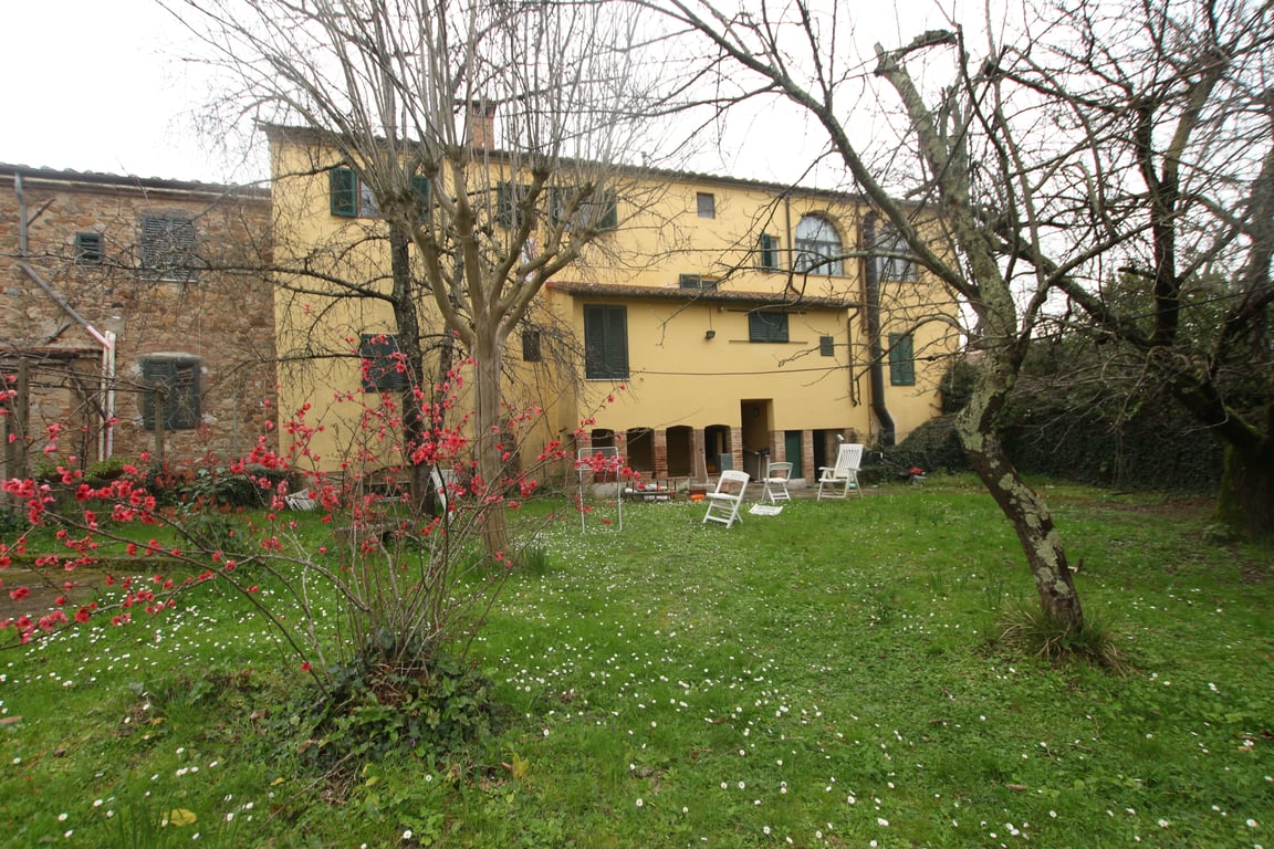 House in Lajatico - Image 4