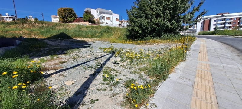 Land in Ayios Athanasios (quarter) - view 1