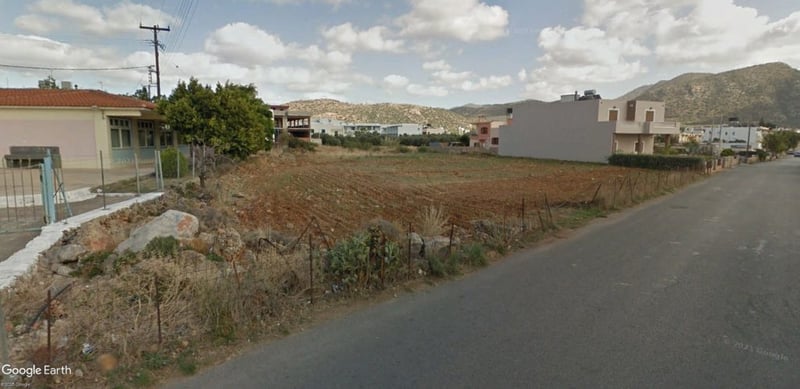 House in Sision - view 1