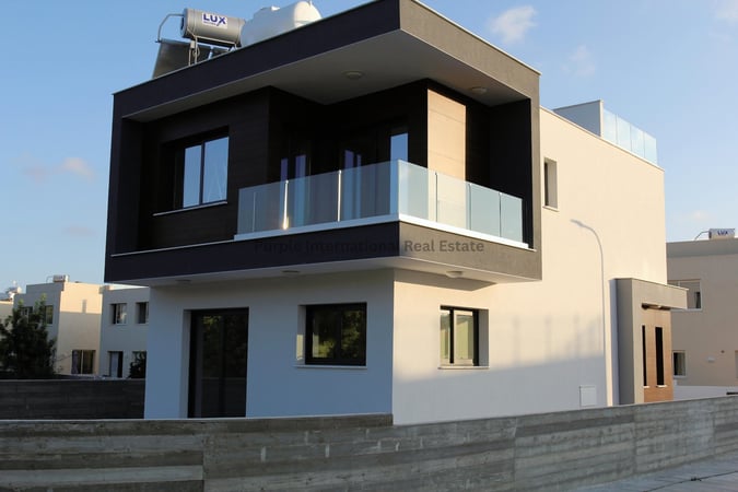 House in Mesogi - view 1