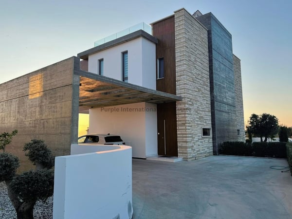 House in Pegeia - view 1