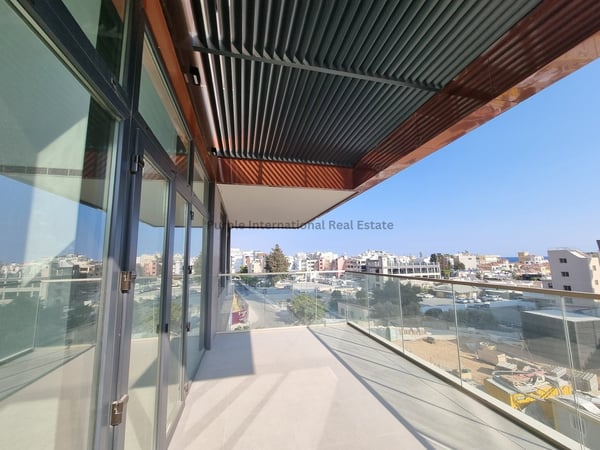 Apartment in Cyprus - view 1