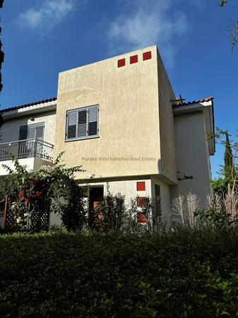 House in Ayios Theodoros - view 1