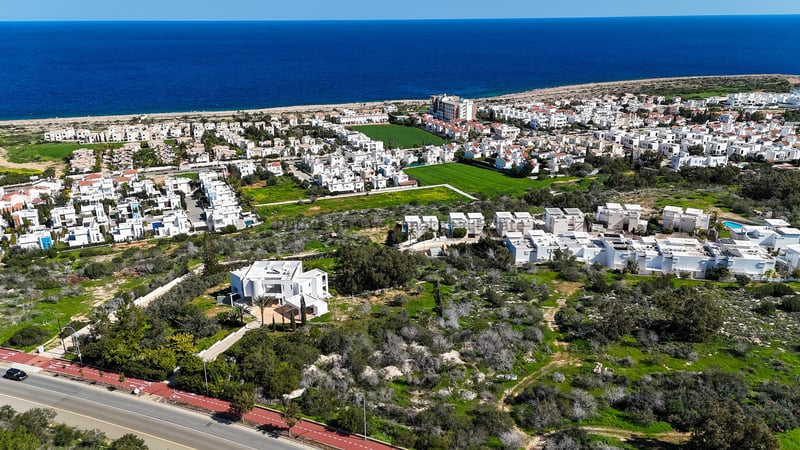 House in Akrotirio Gkreko - view 1