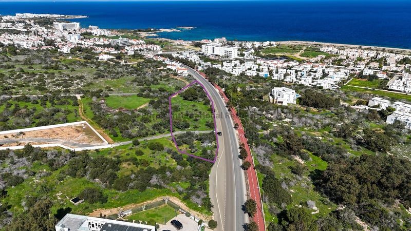 House in Akrotirio Gkreko - view 1