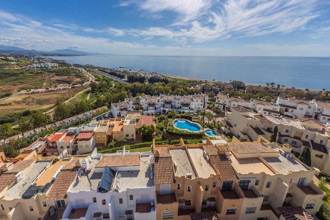 Penthouse in Casares - view 1