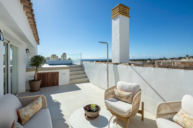 Apartment in Marbella - view 1