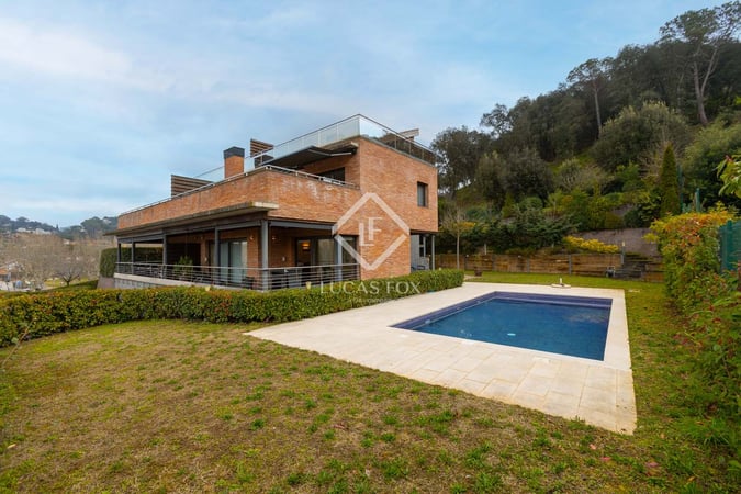 House in Barcelona - view 1