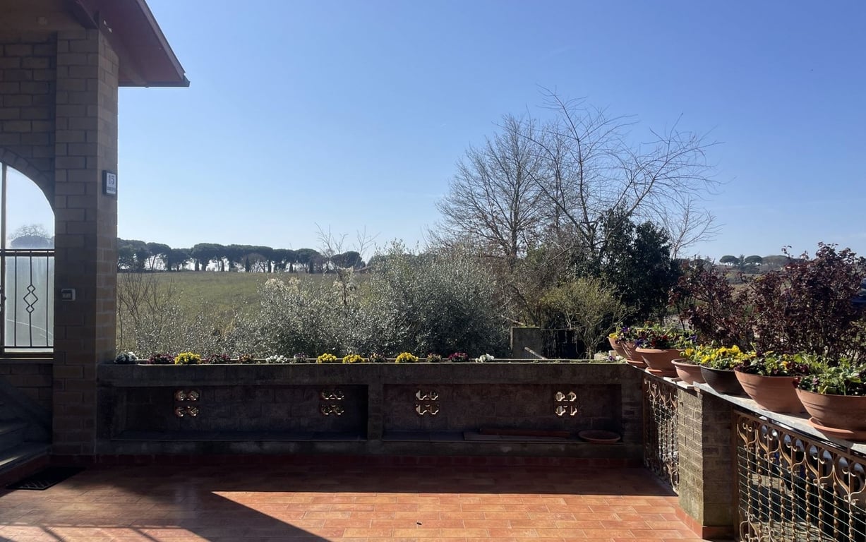 House in Orvieto - Image 2