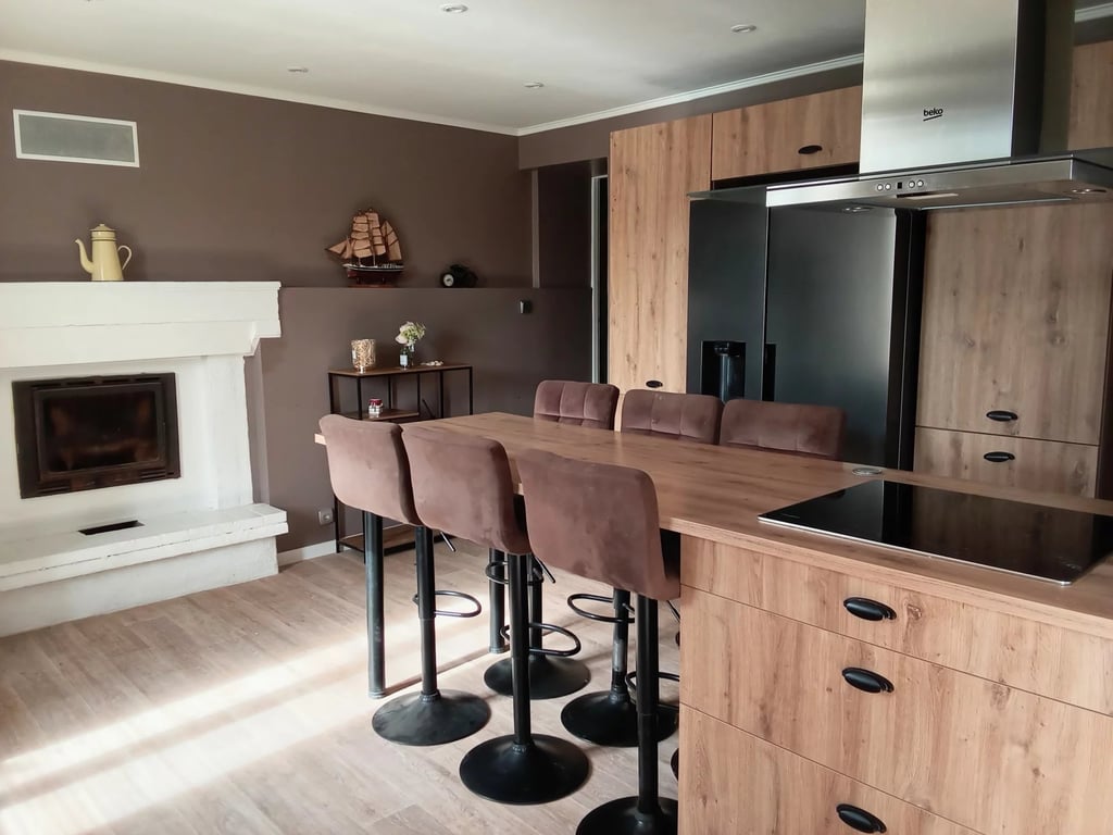 House in Brioux-sur-Boutonne - Image 3