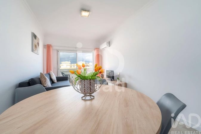 Apartment in Quarteira - view 1