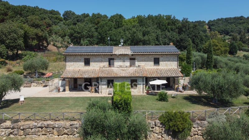 House in Penna in Teverina - view 1