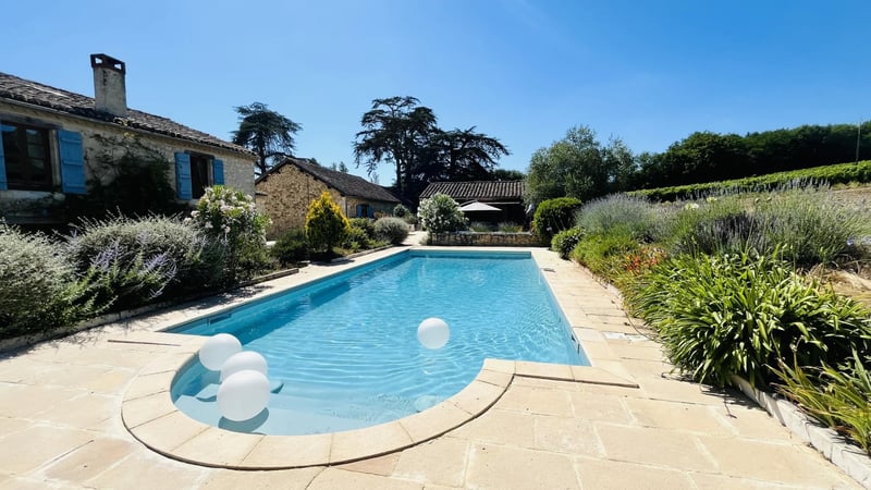 House in Montreal - view 1