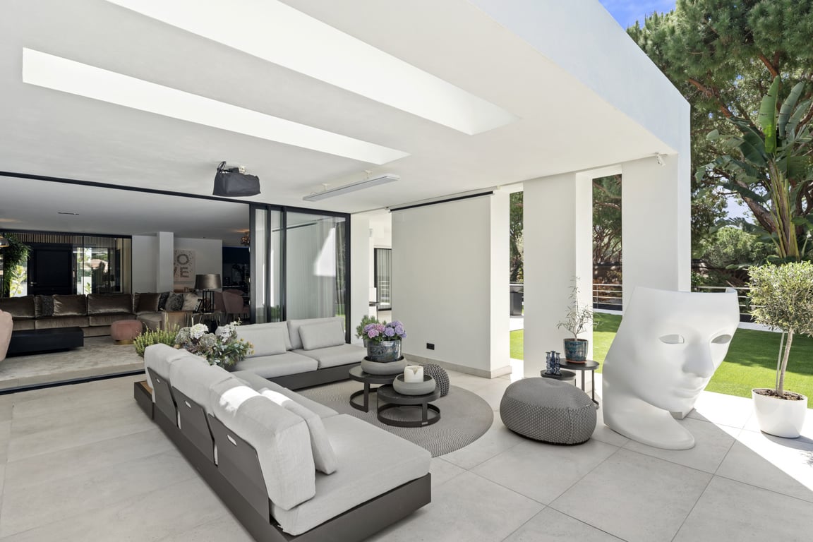 Villa in Artola - Image 3