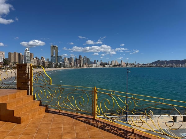 Villa in Benidorm - view 1