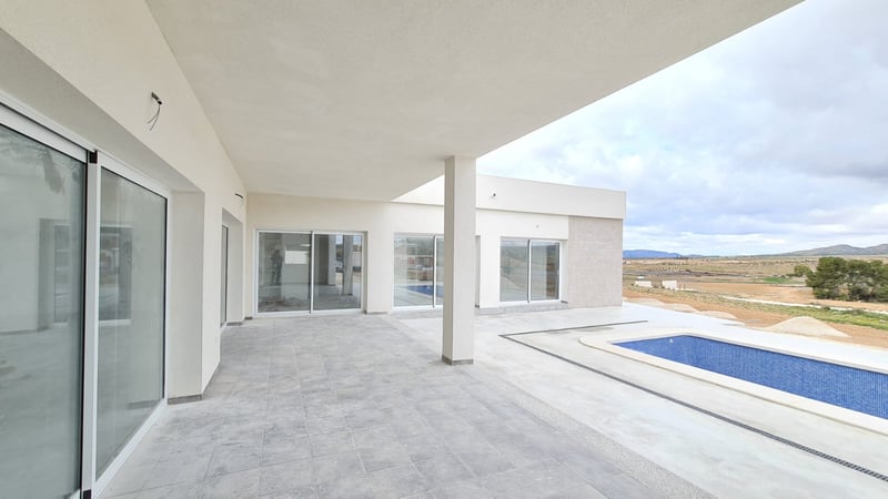 House in Torre del Rico - view 1