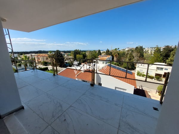 Apartment in Yeroskipou - view 1