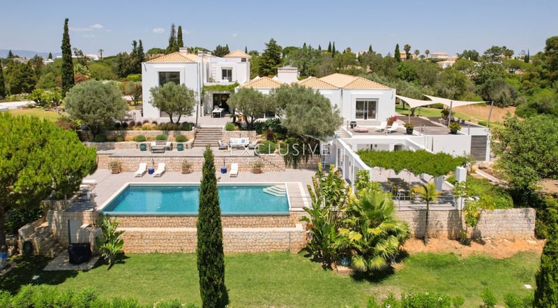 Villa in Carvoeiro - view 1